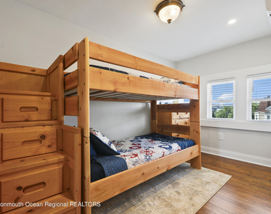 110 11th Avenue - Photo Thumbnail 24