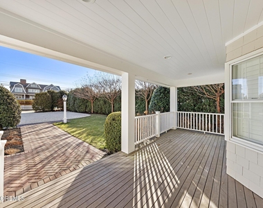954 Barnegat Lane - Photo Thumbnail 6