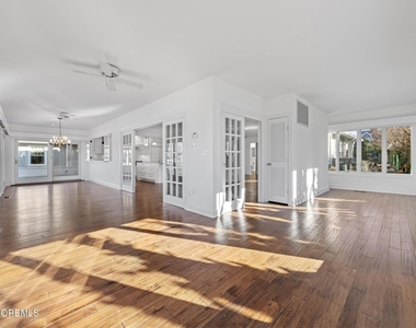 954 Barnegat Lane - Photo Thumbnail 42