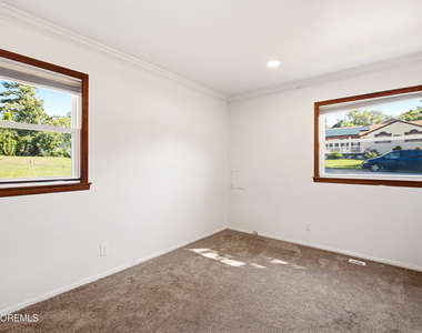 328 Aldrich Road - Photo Thumbnail 7