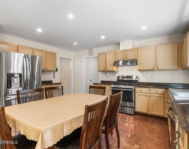 25 Ryan Road - Photo Thumbnail 12