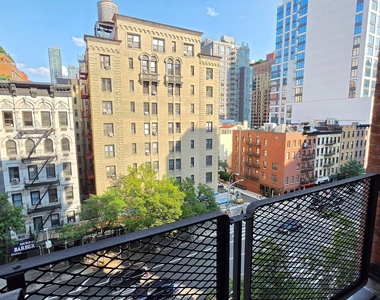 East 35 Street - Photo Thumbnail 6