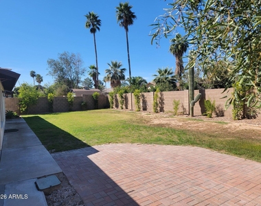 4428 E Joan De Arc Avenue - Photo Thumbnail 14