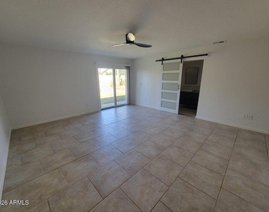 4428 E Joan De Arc Avenue - Photo Thumbnail 8