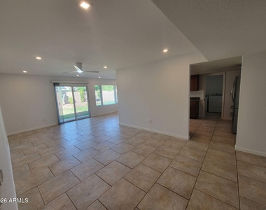 4428 E Joan De Arc Avenue - Photo Thumbnail 4