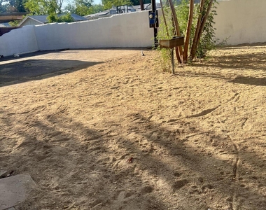 5914 W Myrtle Avenue - Photo Thumbnail 11