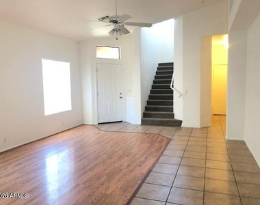 8776 W Cherry Hills Drive - Photo Thumbnail 2