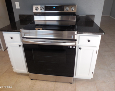 6508 S Mcallister Avenue - Photo Thumbnail 7