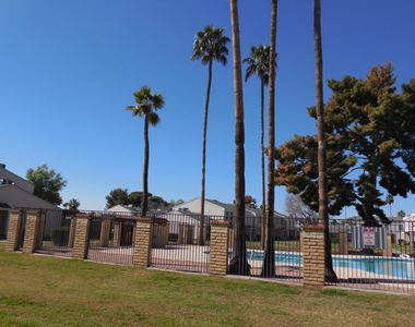 6508 S Mcallister Avenue - Photo Thumbnail 1