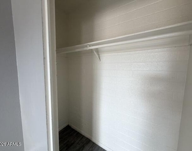 3326 W Las Palmaritas Drive - Photo Thumbnail 7