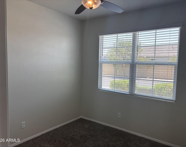 35 N 187th Drive - Photo Thumbnail 8