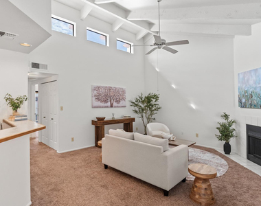 1017 E Maryland -- - Photo Thumbnail 7