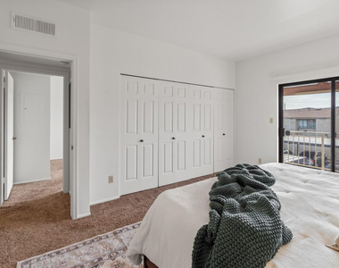 1017 E Maryland -- - Photo Thumbnail 29