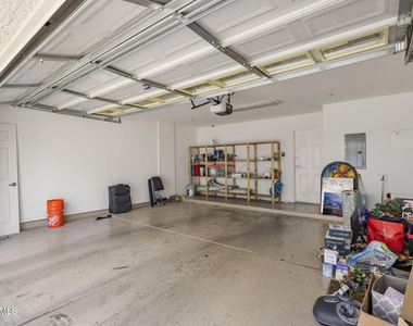 2450 W Glenrosa Avenue - Photo Thumbnail 23