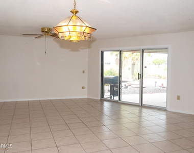 19230 N 130th Avenue - Photo Thumbnail 5