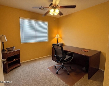 776 W Fairlane Court - Photo Thumbnail 10