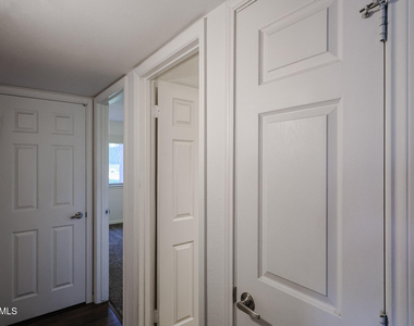 8250 E Arabian Trail - Photo Thumbnail 15