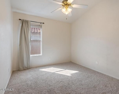 9733 W Runion Drive - Photo Thumbnail 13