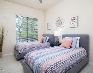 16420 N Thompson Peak Parkway - Photo Thumbnail 15