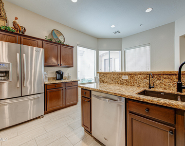 16420 N Thompson Peak Parkway - Photo Thumbnail 7