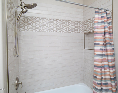 16420 N Thompson Peak Parkway - Photo Thumbnail 14
