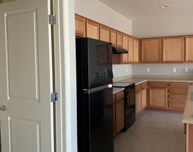 22560 E Via Estancia -- - Photo Thumbnail 3