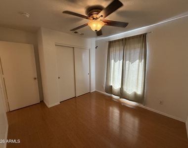4855 W Buffalo Street - Photo Thumbnail 18