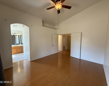 4855 W Buffalo Street - Photo Thumbnail 27