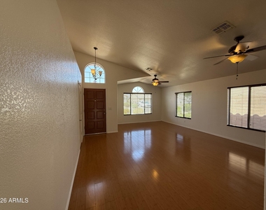 4855 W Buffalo Street - Photo Thumbnail 6