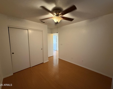 4855 W Buffalo Street - Photo Thumbnail 23