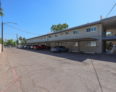 1111 E Turney Avenue - Photo Thumbnail 27
