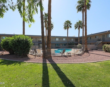 1111 E Turney Avenue - Photo Thumbnail 2
