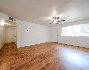 1111 E Turney Avenue - Photo Thumbnail 11
