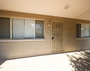 1111 E Turney Avenue - Photo Thumbnail 7