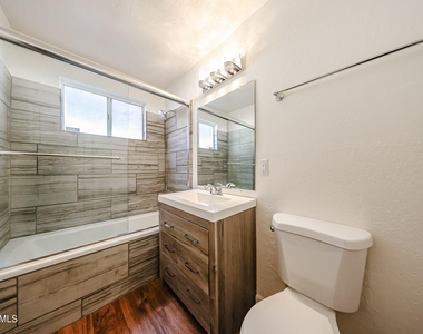 1111 E Turney Avenue - Photo Thumbnail 25