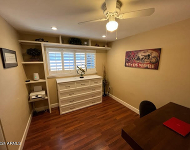 3909 E Whitton Avenue - Photo Thumbnail 18