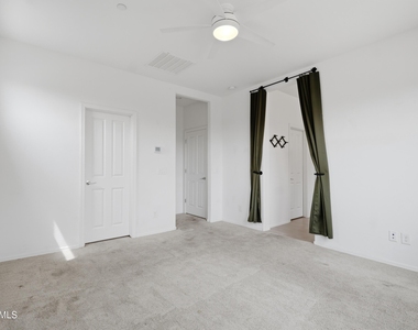 14870 W Encanto Boulevard - Photo Thumbnail 17