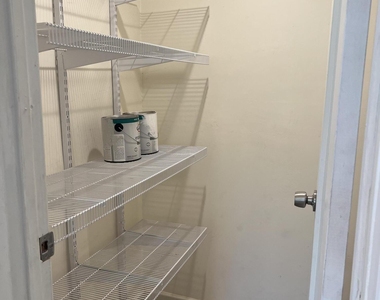 1115 E Whitton Avenue - Photo Thumbnail 5
