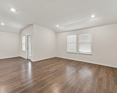 601 Banner Avenue - Photo Thumbnail 17