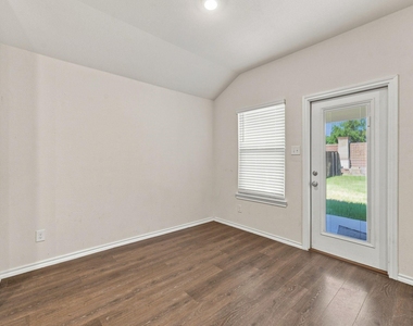 601 Banner Avenue - Photo Thumbnail 27