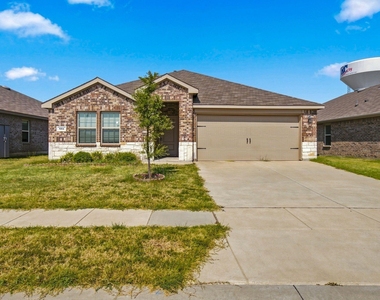601 Banner Avenue - Photo Thumbnail 6