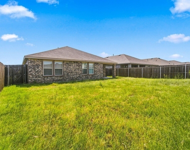 601 Banner Avenue - Photo Thumbnail 3