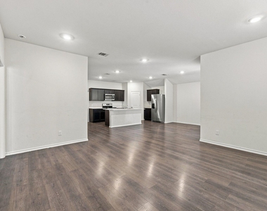 601 Banner Avenue - Photo Thumbnail 16