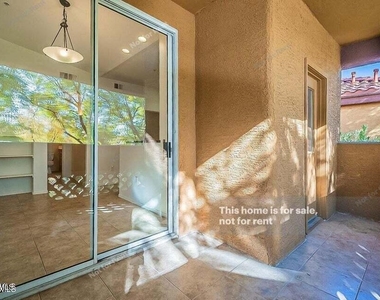 2929 W Yorkshire Drive - Photo Thumbnail 18