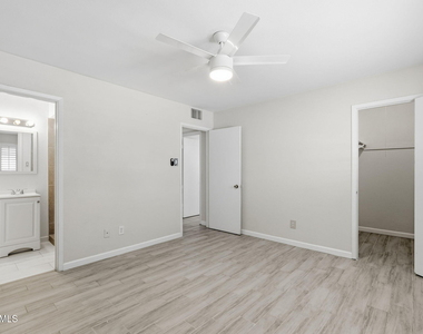 2401 N 66th Street - Photo Thumbnail 22