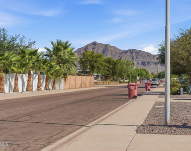 2401 N 66th Street - Photo Thumbnail 3