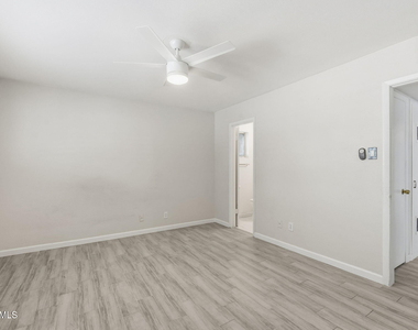 2401 N 66th Street - Photo Thumbnail 23