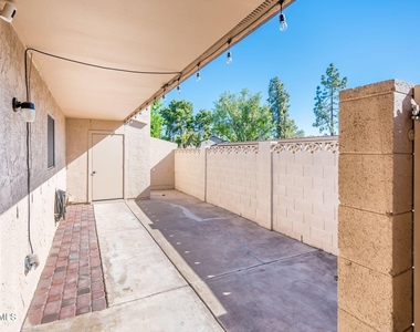 4515 W Continental Drive - Photo Thumbnail 18