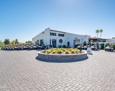 4515 W Continental Drive - Photo Thumbnail 25