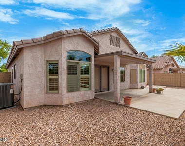 410 E Kent Avenue - Photo Thumbnail 17